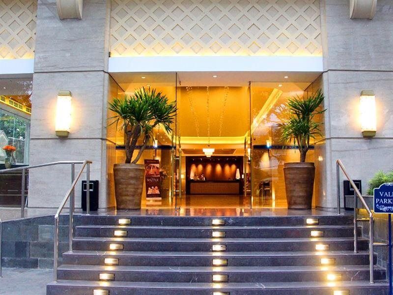 Swiss-Belhotel Богор Екстериор снимка