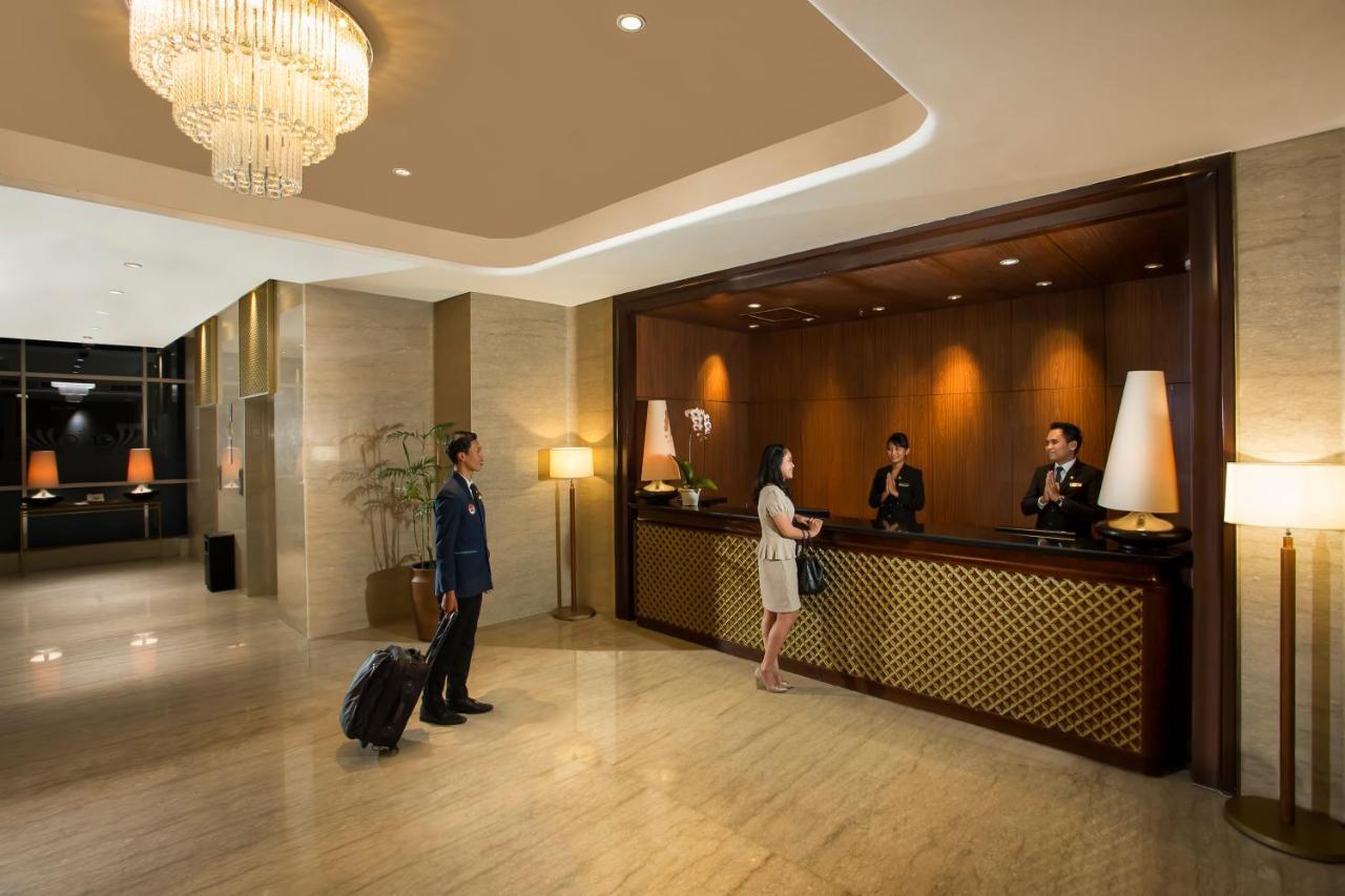 Swiss-Belhotel Богор Екстериор снимка
